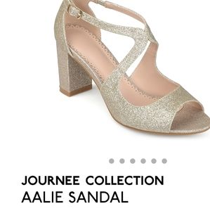 Jornee Collection  Aalie Sandal size 8. Sparkling  evening shoe champagne color